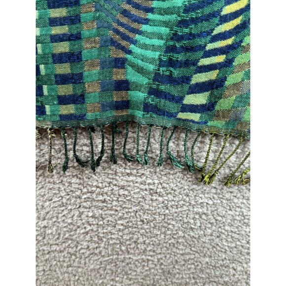 Multicolor Patterned Scarf With Fringe - Picture 2 of 6